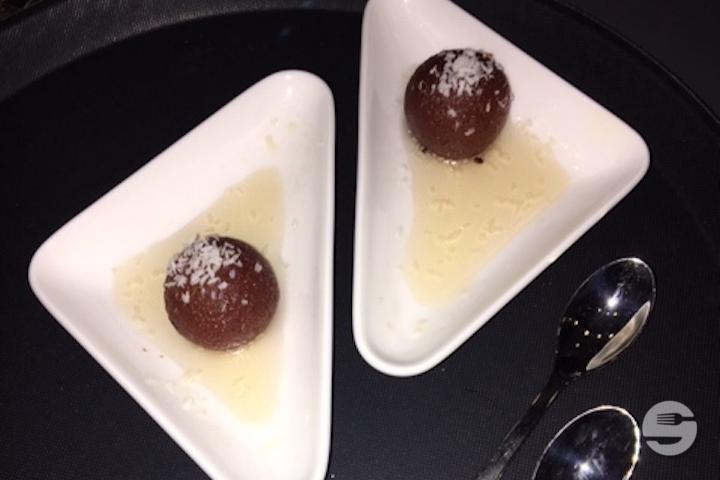 Ghulab Jamun - Le Safran