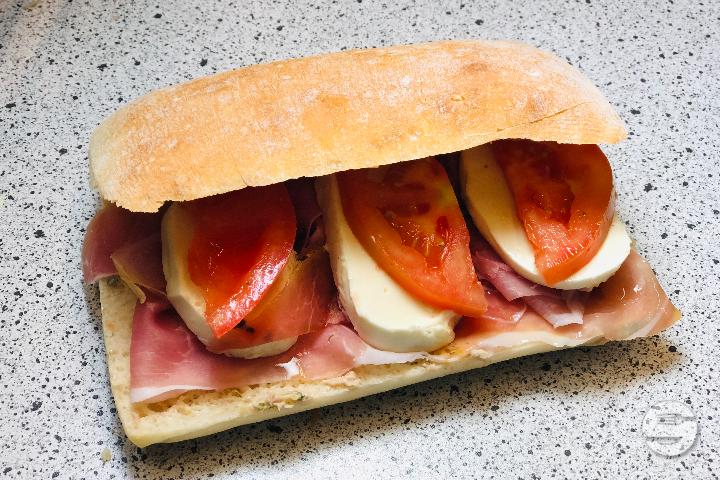 Raw Ham - Les Sandwiches Du Boulevard