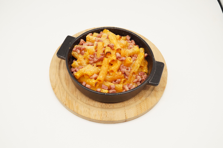 Paccheri Saucisse, courge et grana padano - SEPPIA Bistro