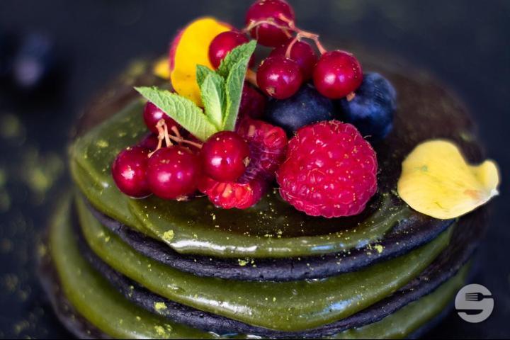 Activated Charcoal Pancakes - Alive