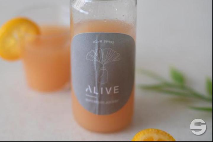 Shot with Grapefruit, Lemon, Ginger and Agave Syrup - Alive