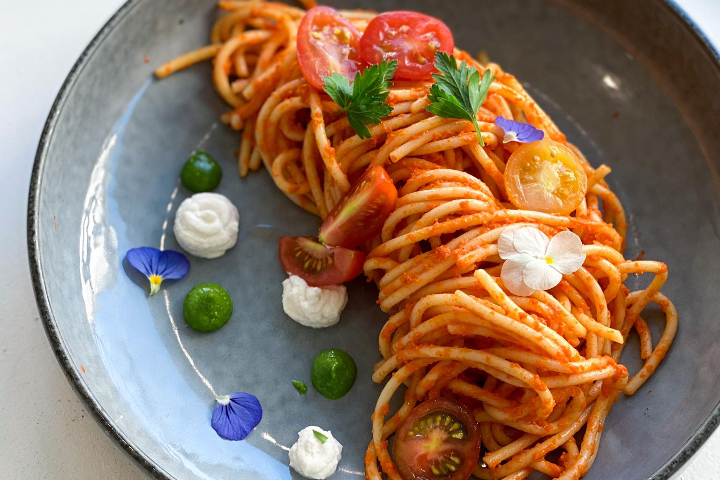 Pasta Rossa - Alive