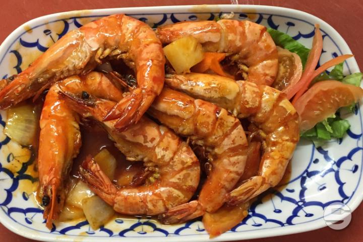 Shrimps with Soft Chili Sauce - Asia Restaurant