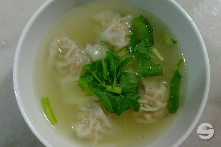 202. "Wun-Tun" Soup - Pekin Palace