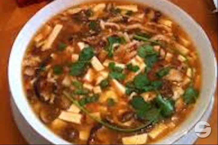 201. Spicy and Sour Soup - Pekin Palace