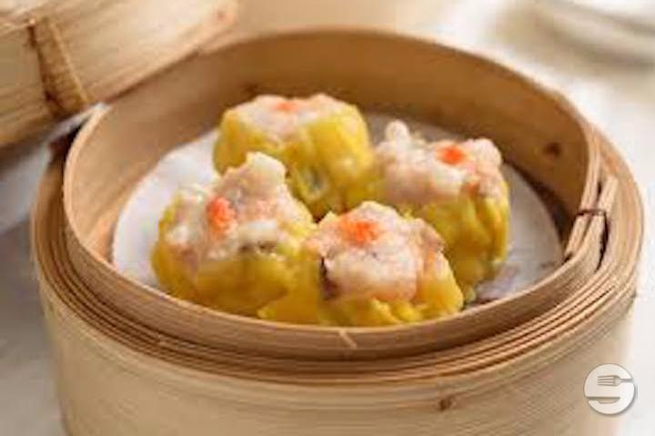 302. Steamed "Siu-Mai" with Pork ( 4 pcs) - Pekin Palace