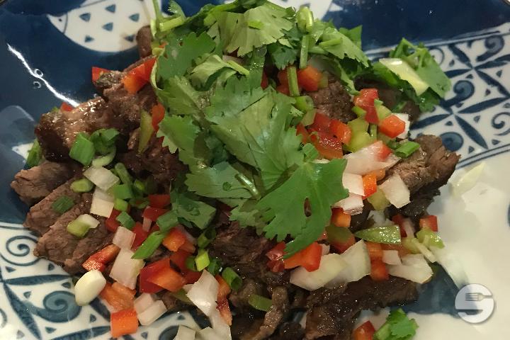 404. Vegetable salad with mustard - Pekin Palace