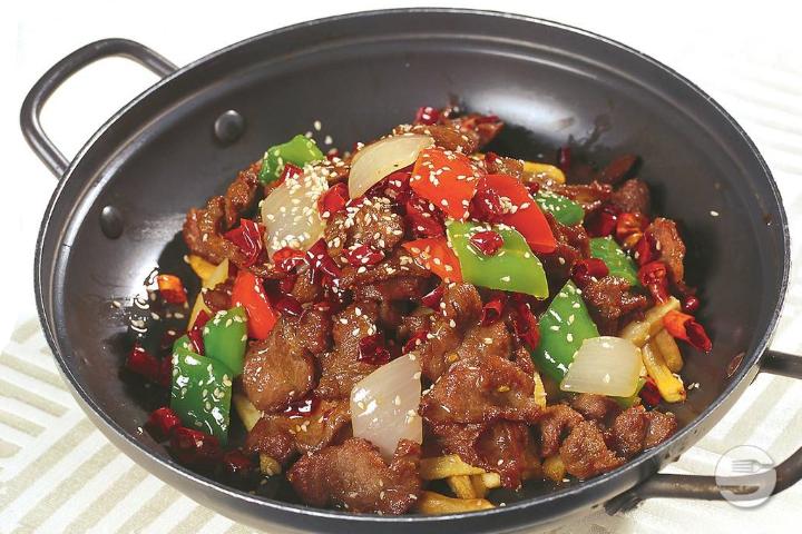 801. Grilled fillet of beef - Pekin Palace