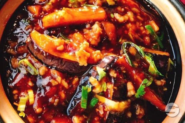 1106. Fried Eggplant with Spicy Sauce - Pekin Palace