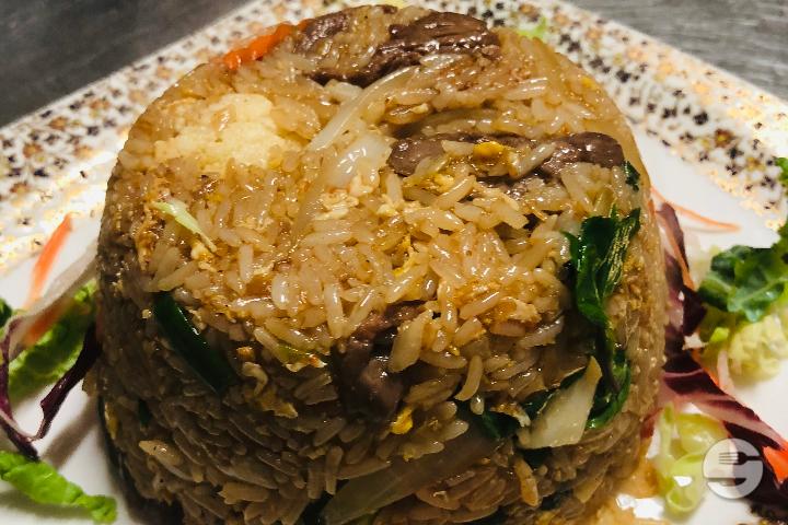 1305. Fried Rice with Chicken - Pekin Palace