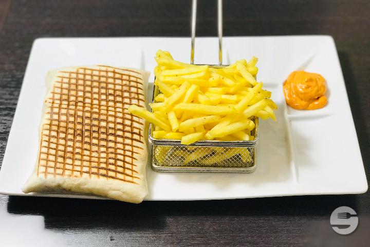 Tandoori Tacos with French Fries and Drink - Sam's Tacos Burger Kebab