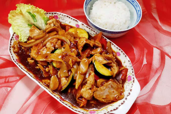 Sichuan Style Pork - Tennis Club Confignon