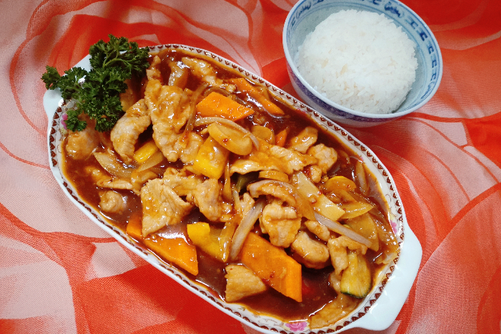 Lemongrass Pork - Tennis Club Confignon