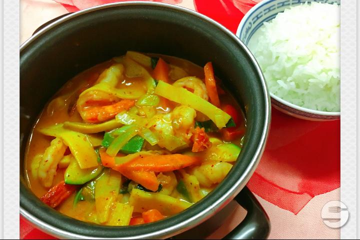 Shrimps with Red Curry and Coconut Milk - Tennis Club Confignon