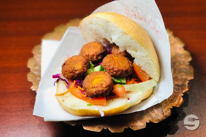 Sandwich Falafel - Constantine Kebab