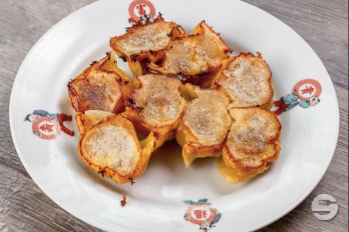 14. Les raviolis grillés - Chez Kuk