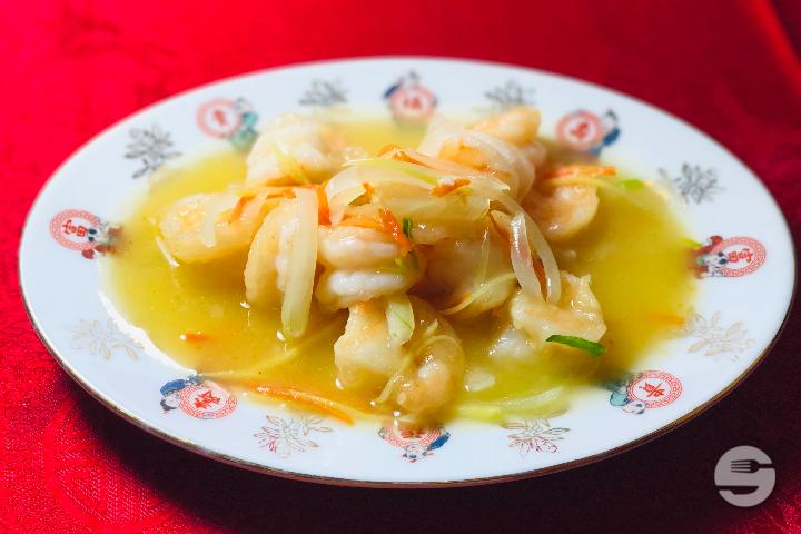 38. Les crevettes au gingembre frais - Chez Kuk