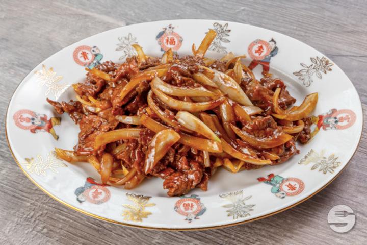86. Boeuf sauté aux oignons - Chez Kuk