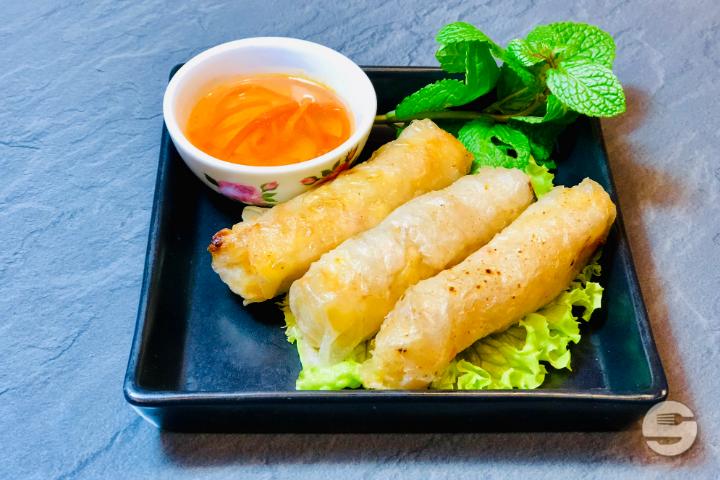 Chicken Spring Rolls - Le P'tit Mekong