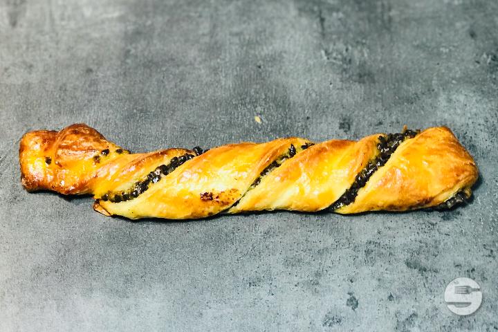 Raspberry Braid - Food Leman Boulangerie