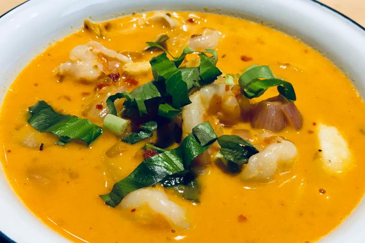 Tom Yum Kung ต้มย้ากุ้ง - Thai Street Kitchen