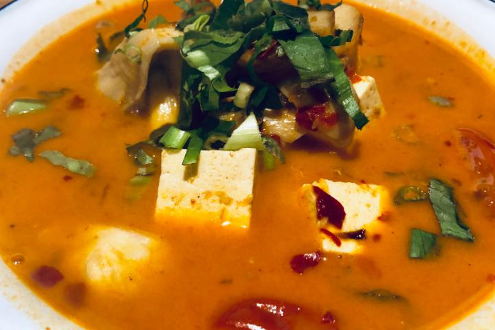 Tom Yum Tofu (V) ต้มย้าเต้าหู้ - Thai Street Kitchen