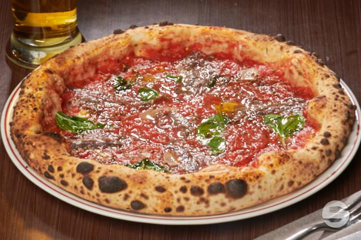 Margherita aux anchois - Luigia