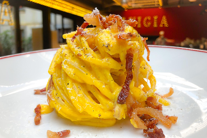 Bucatini Alla Carbonara - Luigia