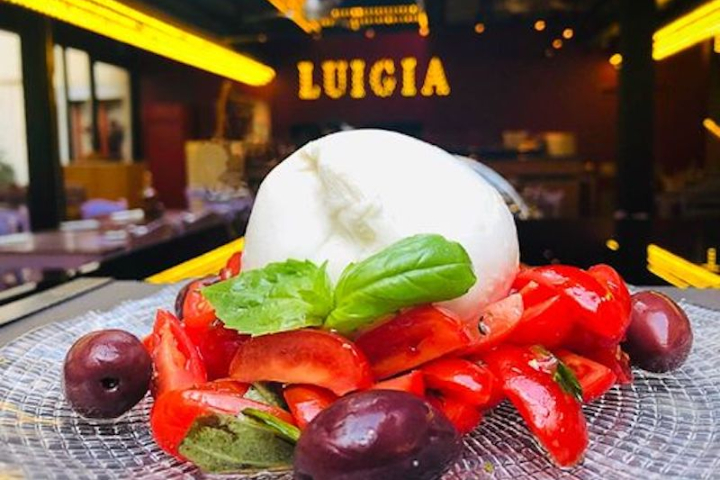 Burrata Pugliese Con Pomodorini - Luigia