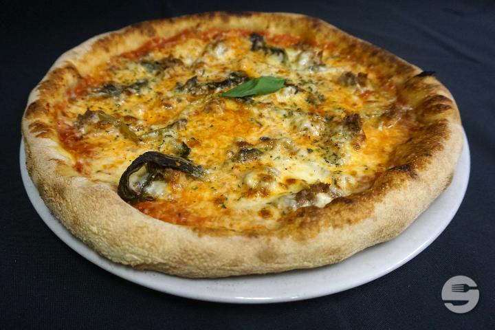 Pizza Pugliese - La Fonte