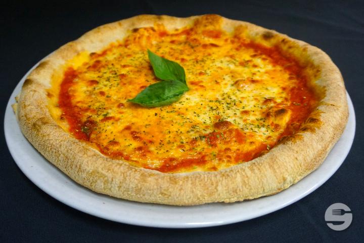 Pizza Margherita - La Fonte