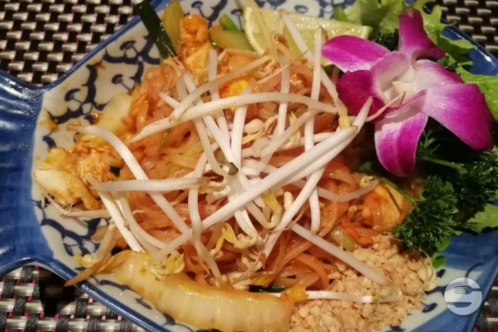 Vegetarian Pad Thai - Maison Thaï