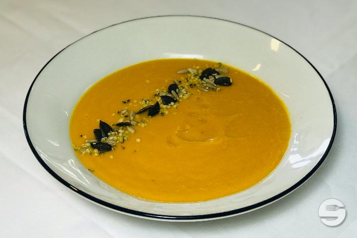 Soup: carrot-turmeric-ginger velouté. - VALYA