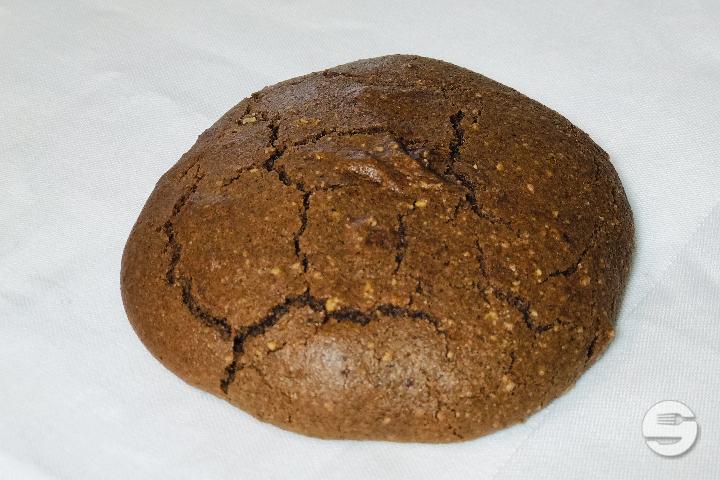 Cookie of the moment: hazelnut-cacao. - VALYA