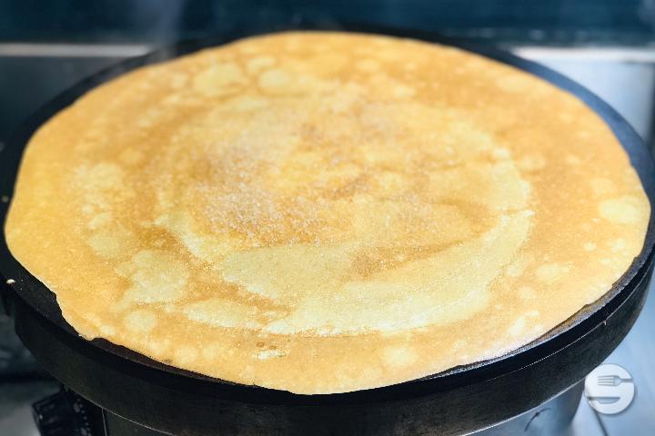 Crêpe Grand Marnier, Sucre de Canne - Zeste Juice Bars