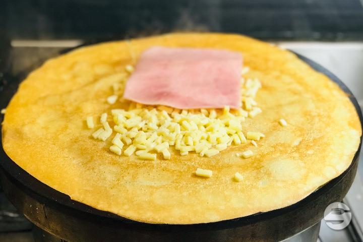 Crêpe Fromage et Jambon - Zeste Juice Bars