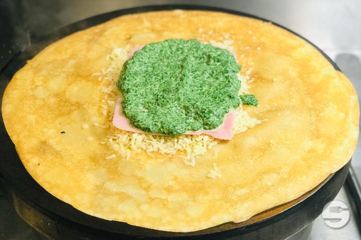 Crêpe Epinards, Fromage, Jambon - Zeste Juice Bars