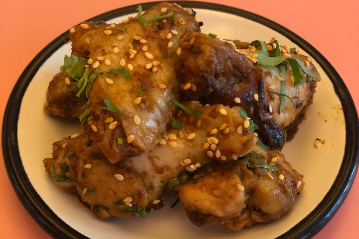 Sticky Chicken Wings x6 - Bao Canteen