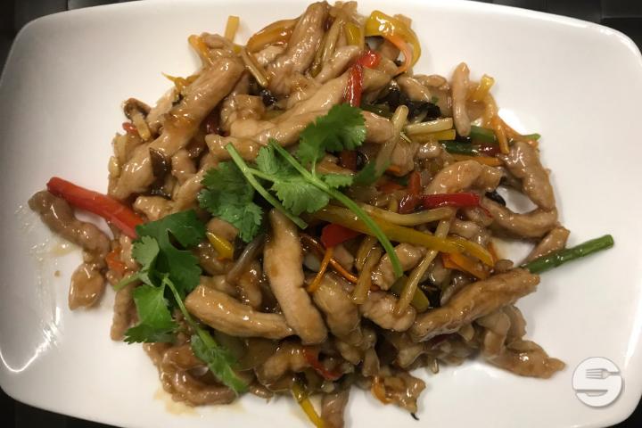 404. Julienne de porc sauce Yu-shiang - Sunny Kong