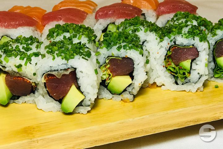 Ciboulettes Rolls - Huit Sushi - Restaurant Japonais
