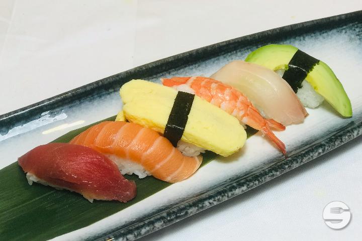 Sakura - Huit Sushi - Restaurant Japonais