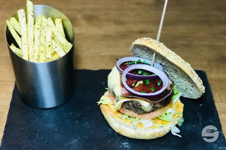 Swiss Burger - Les Boucaniers