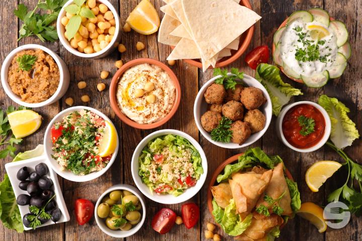 Mezze Mix vegetarisch für 4 Personen - Yalla Habibi