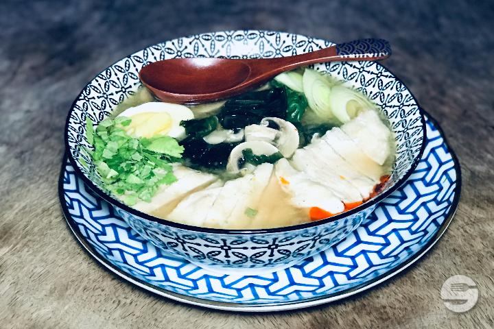 Taiwanese Noodles to choice - Lola's Bar by Lola's Food Garage