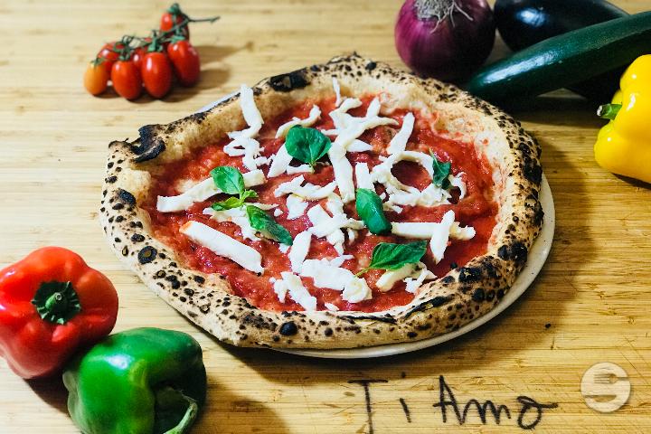 Pizza Margherita - Mamma Lisa