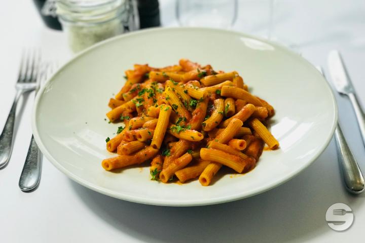 Penne All'Arrabbiata - Nonna Gina