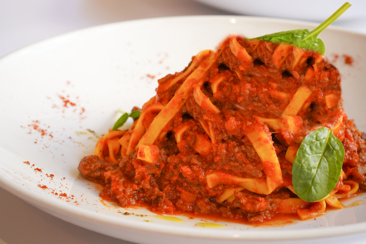 Tagliatelle alla Bolognese - Nonna Gina