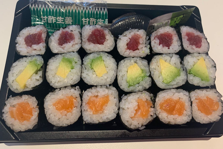 60. Maki Menu 01 - Sushi Express