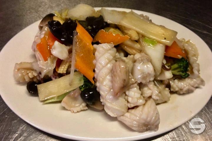 Calamars Sautés aux Légumes - Aux 3 Bonheurs