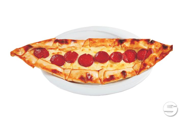 Pide with sucuk - Simit Sarayi